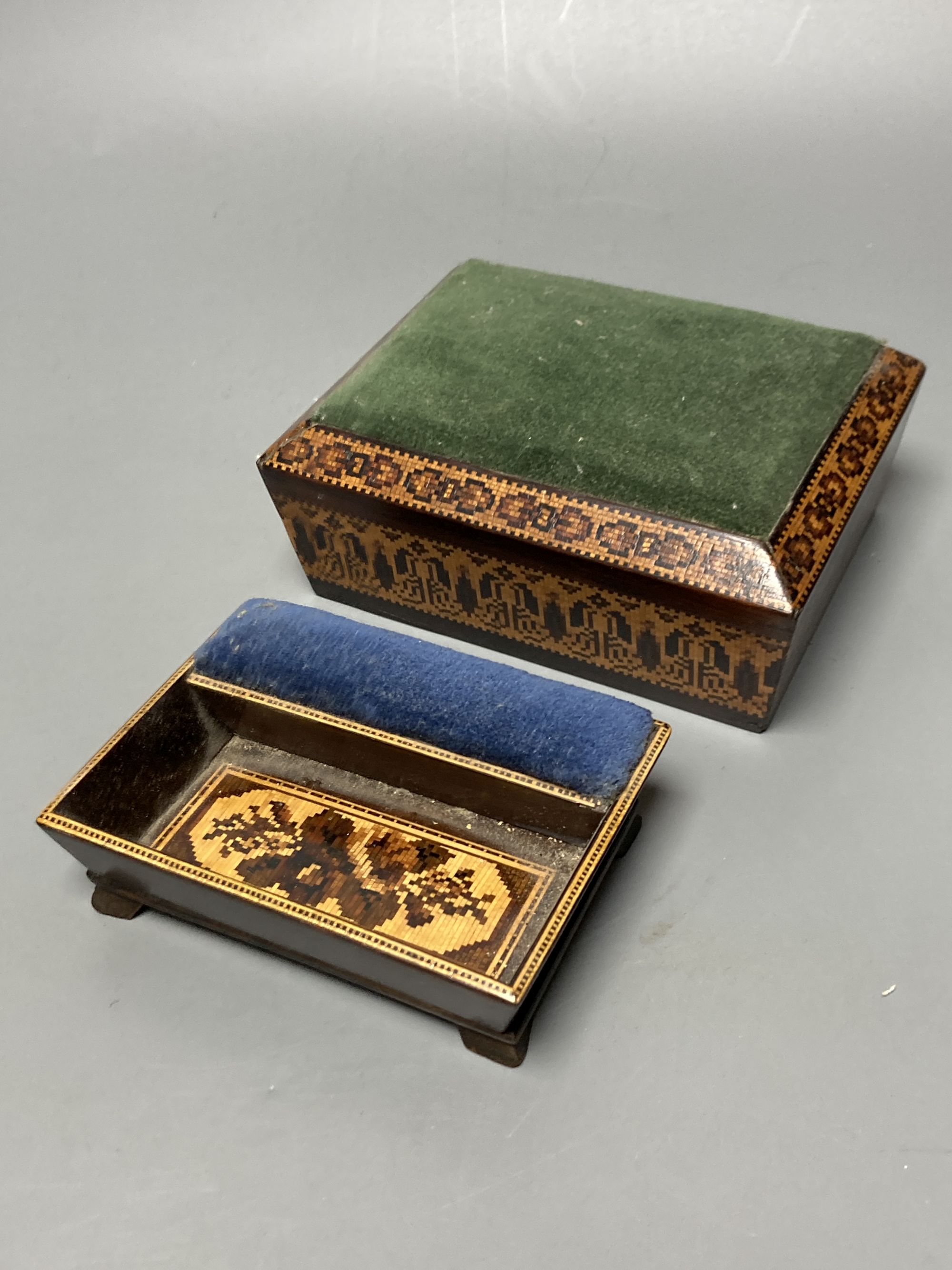 A Tunbridge ware rosewood and tesserae mosaic pin cushion and a similar combined tray and pin cushion, 2nd half 19th century, 12.5 and 9.9cm